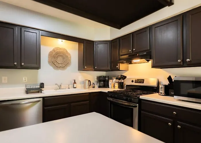 Holiday home The Family Haven - 3bd 3ba In East *