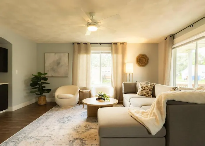 Holiday home The Family Haven - 3bd 3ba In East *