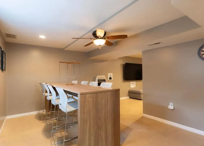 The Family Haven - 3bd 3ba In East Holiday home *